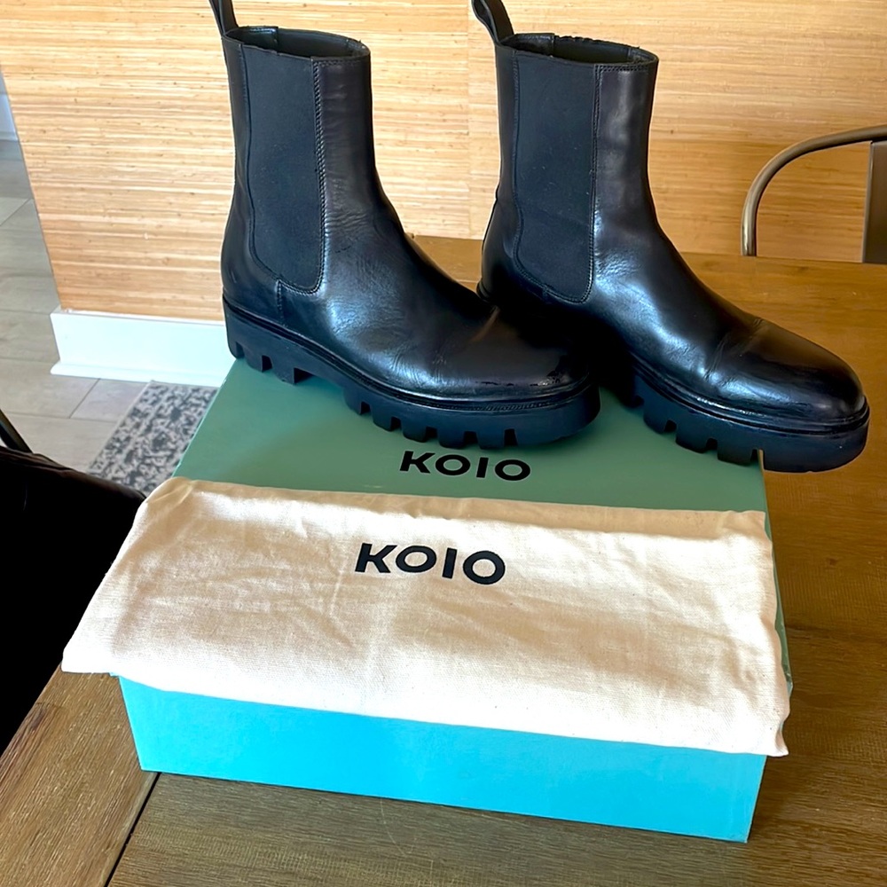 RELISTED: KOIO Chelsea Boot Size 39